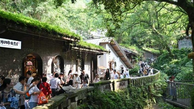 厄爾尼諾或將在今夏強勢回歸 帶來全球變暖新高峰 專家解讀→